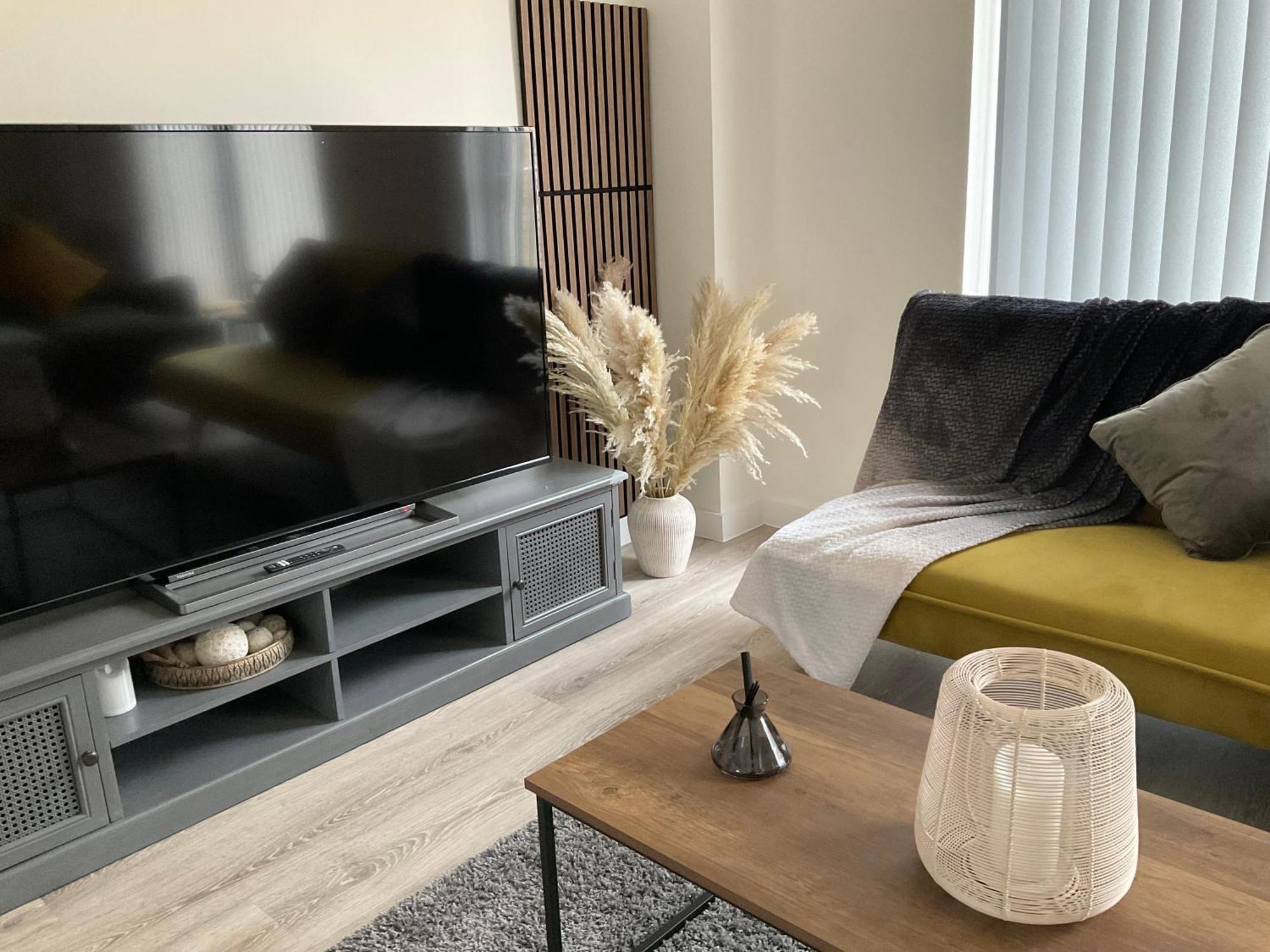 The Parkes A Stylish 3Br House, 5 Mins From Central Birmingham Close To The Edgbaston Stadium, The Hippodrome, Uob, Aston And Bcu, China Town, Kings Heath Bhx Airport And Much More Kültér fotó