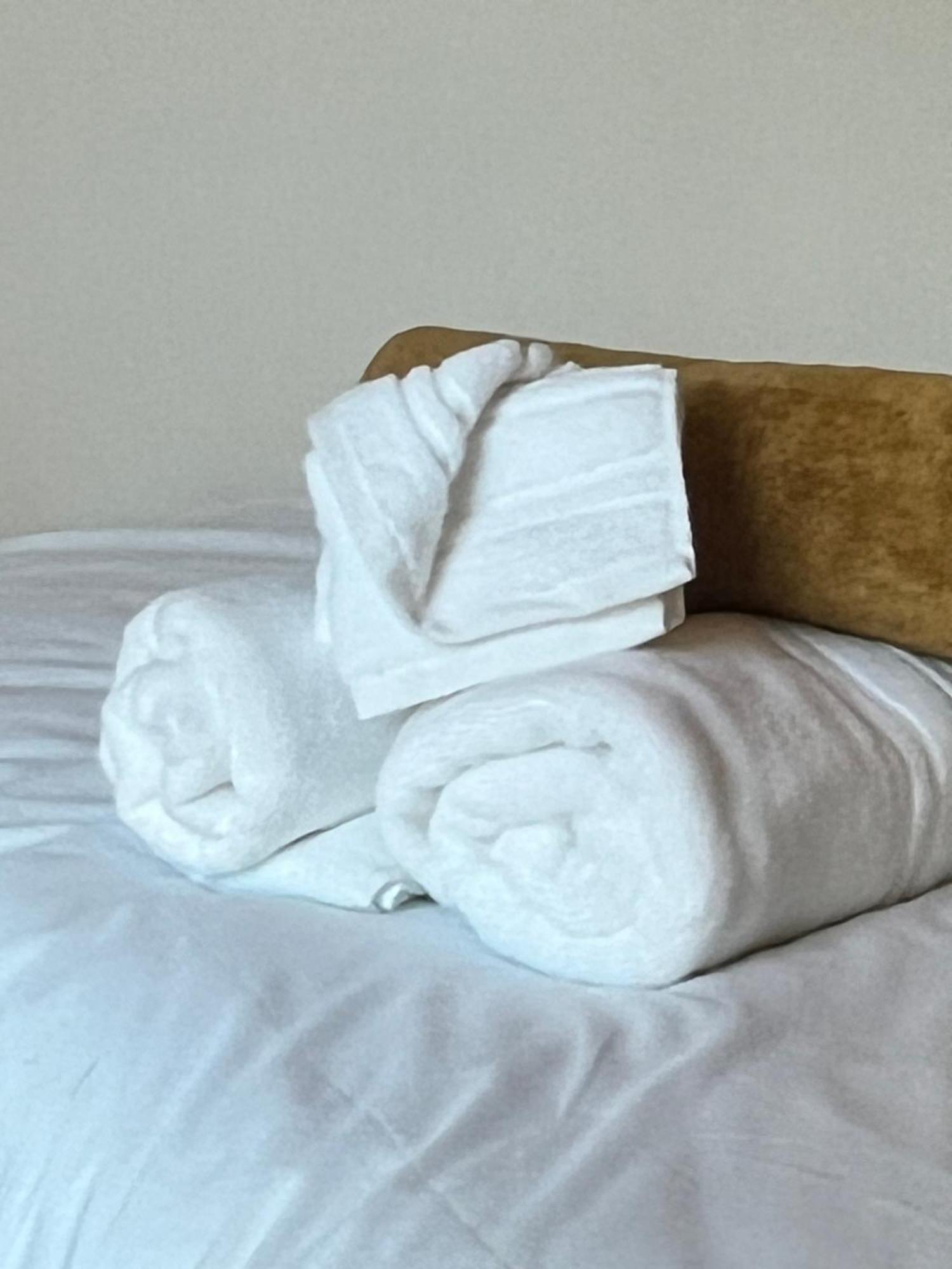 The Parkes A Stylish 3Br House, 5 Mins From Central Birmingham Close To The Edgbaston Stadium, The Hippodrome, Uob, Aston And Bcu, China Town, Kings Heath Bhx Airport And Much More Kültér fotó