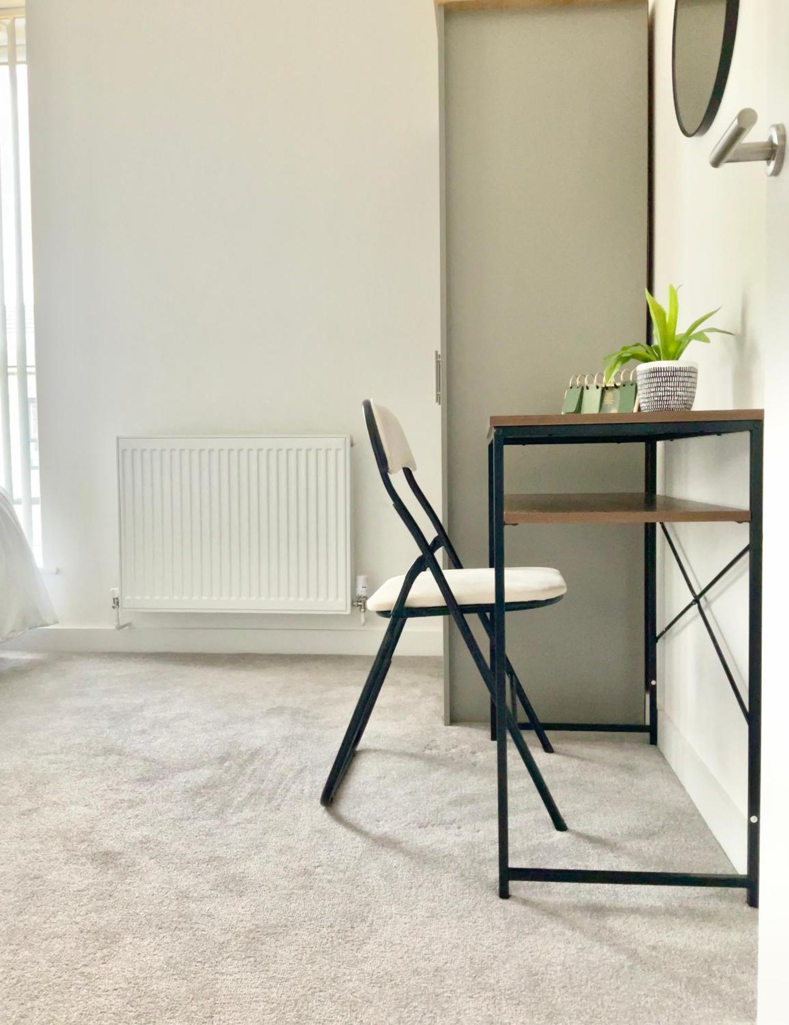 The Parkes A Stylish 3Br House, 5 Mins From Central Birmingham Close To The Edgbaston Stadium, The Hippodrome, Uob, Aston And Bcu, China Town, Kings Heath Bhx Airport And Much More Kültér fotó