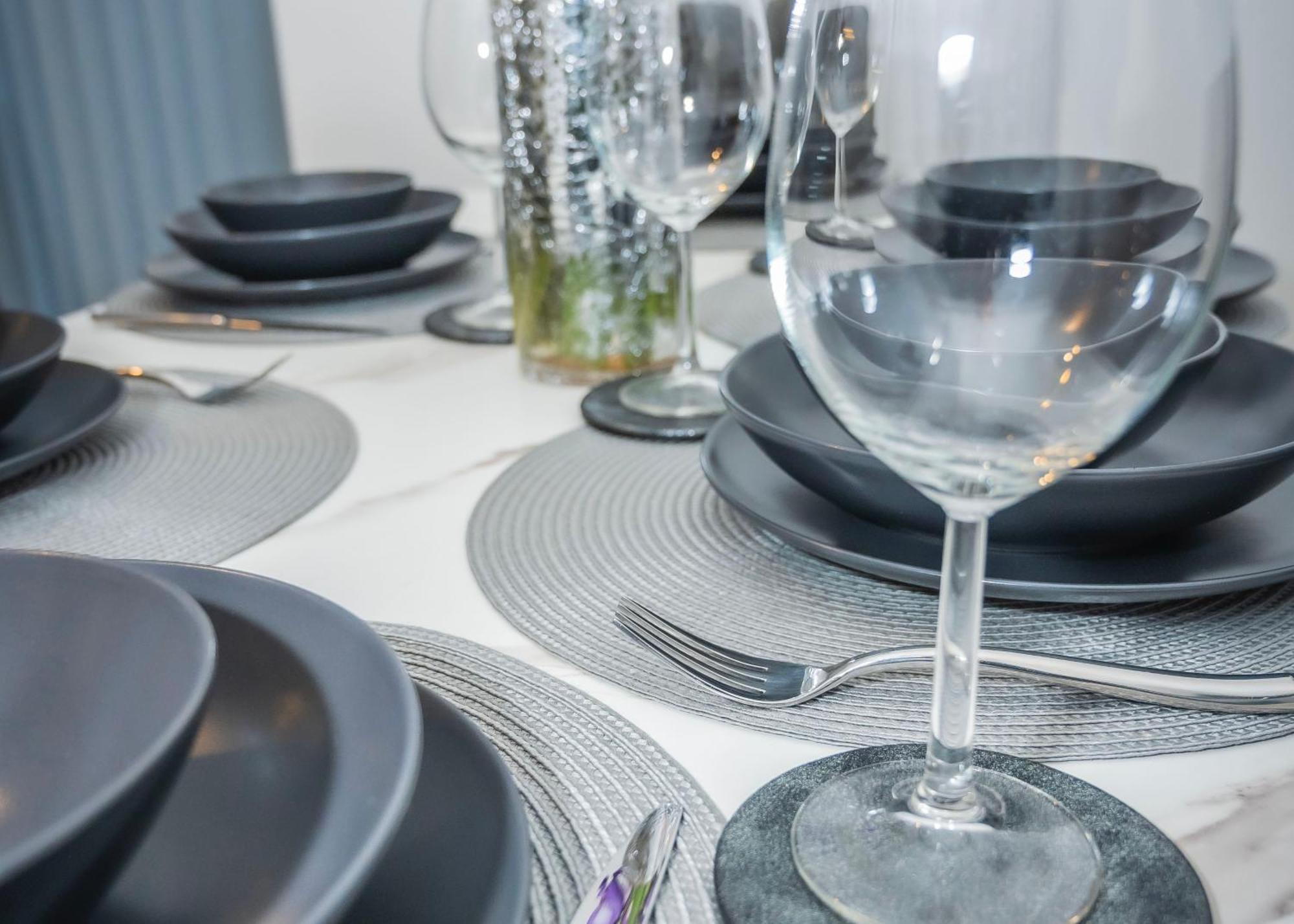 The Parkes A Stylish 3Br House, 5 Mins From Central Birmingham Close To The Edgbaston Stadium, The Hippodrome, Uob, Aston And Bcu, China Town, Kings Heath Bhx Airport And Much More Kültér fotó