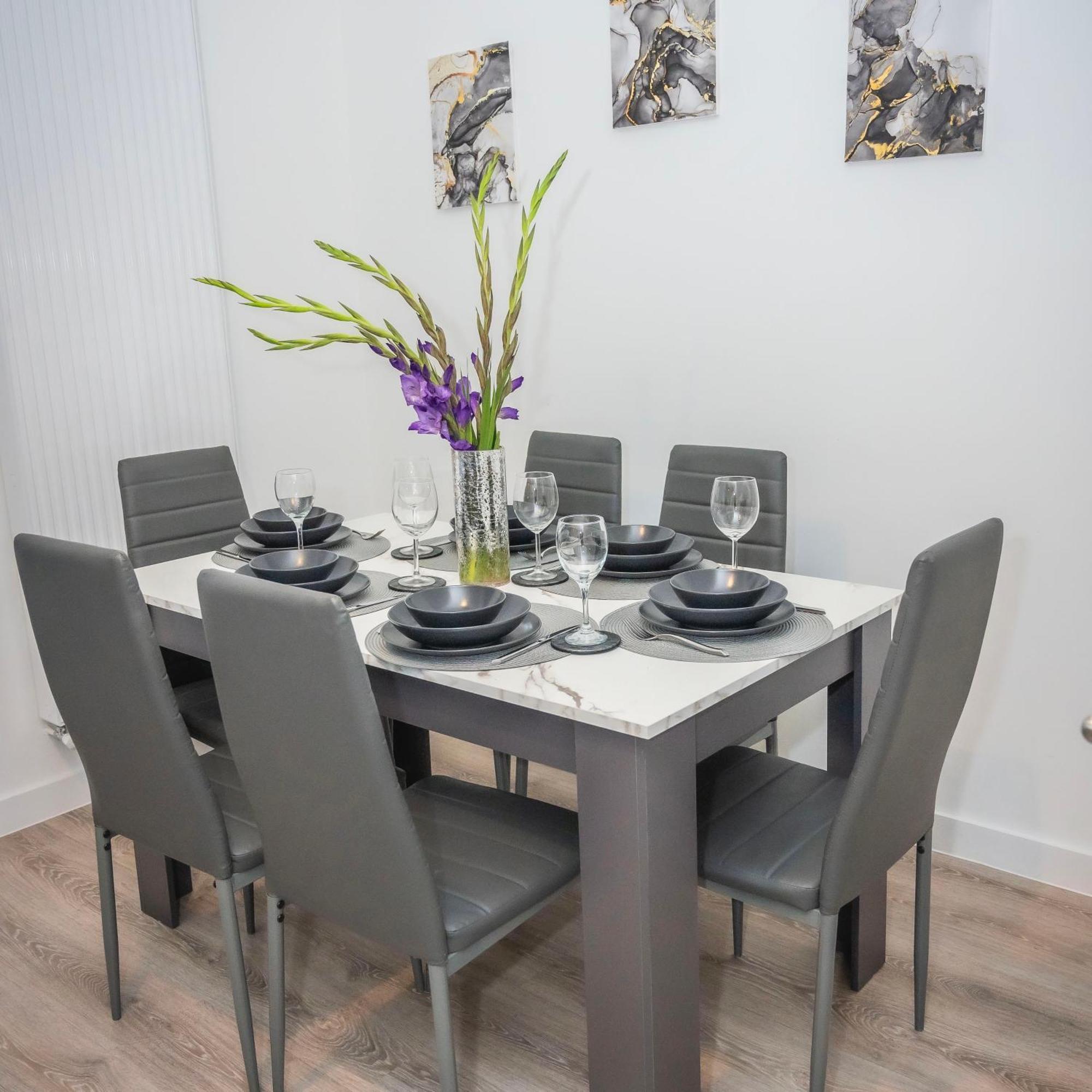 The Parkes A Stylish 3Br House, 5 Mins From Central Birmingham Close To The Edgbaston Stadium, The Hippodrome, Uob, Aston And Bcu, China Town, Kings Heath Bhx Airport And Much More Kültér fotó