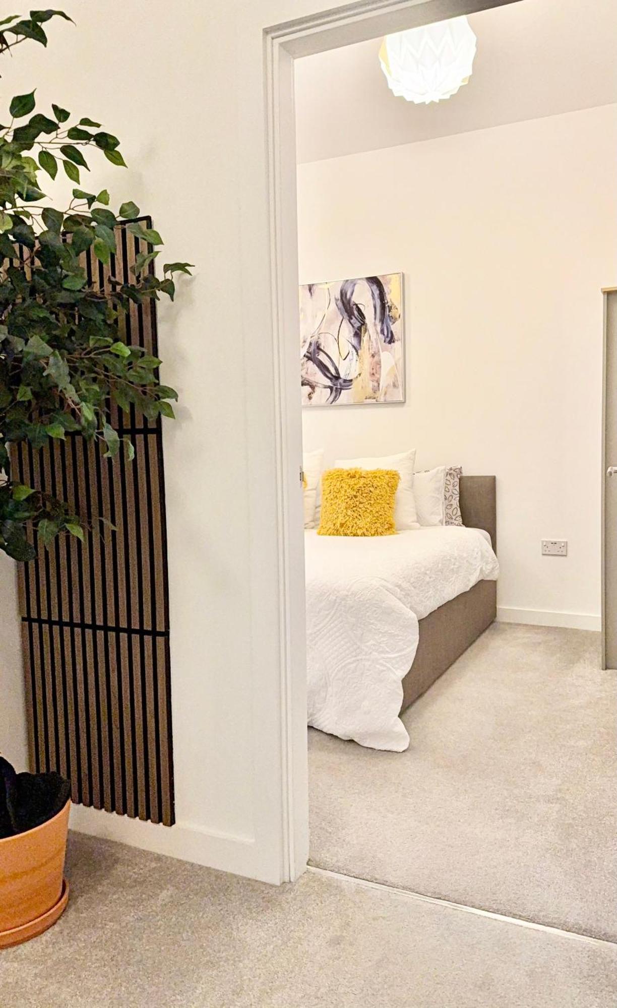 The Parkes A Stylish 3Br House, 5 Mins From Central Birmingham Close To The Edgbaston Stadium, The Hippodrome, Uob, Aston And Bcu, China Town, Kings Heath Bhx Airport And Much More Kültér fotó